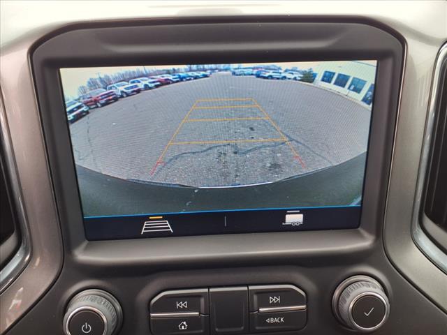 2022 Chevrolet Silverado 1500 4WD Crew Cab Standard Bed LT