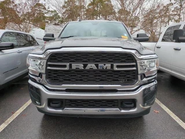 2022 RAM 3500 Tradesman Crew Cab 4x4 64 Box