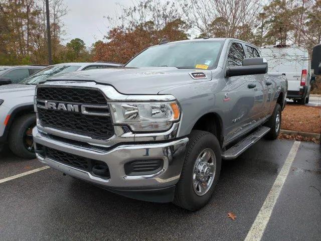 2022 RAM 3500 Tradesman Crew Cab 4x4 64 Box