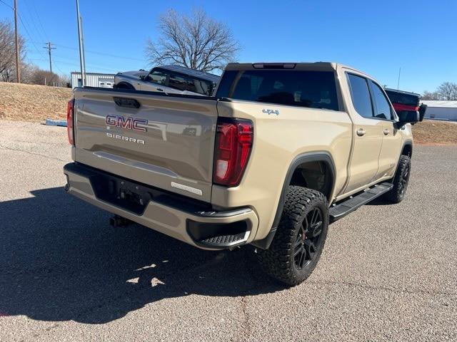 2022 GMC Sierra 1500 4WD Crew Cab Short Box Elevation