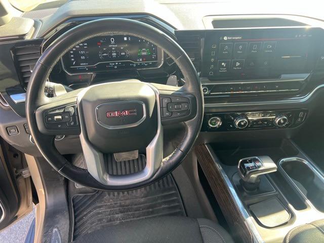 2022 GMC Sierra 1500 4WD Crew Cab Short Box Elevation