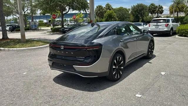 2023 Toyota Crown Platinum