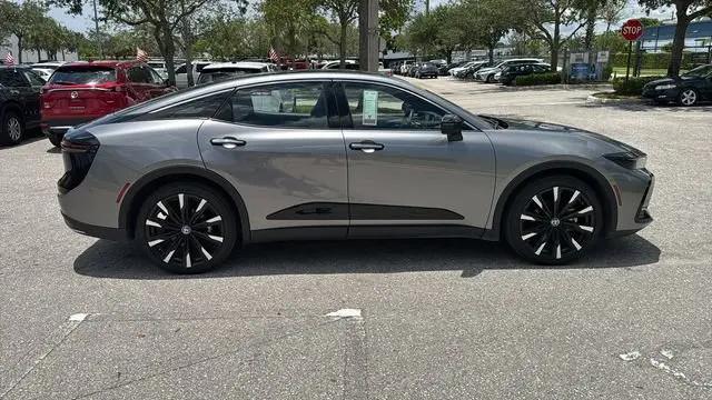 2023 Toyota Crown Platinum