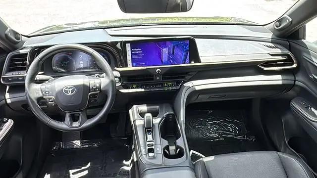 2023 Toyota Crown Platinum