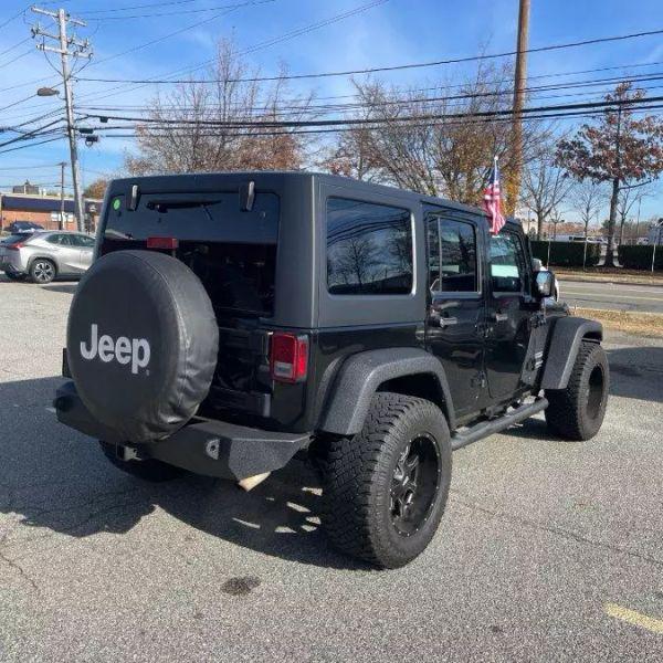 2016 Jeep Wrangler Unlimited Sport