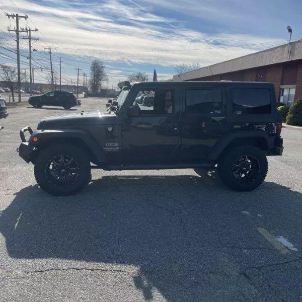 2016 Jeep Wrangler Unlimited Sport