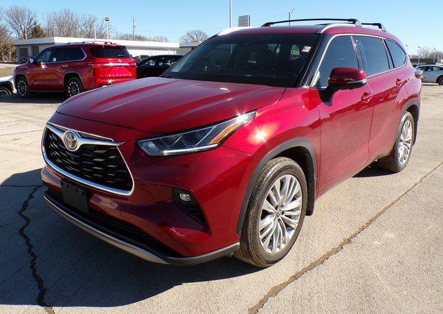 2023 Toyota Highlander L
