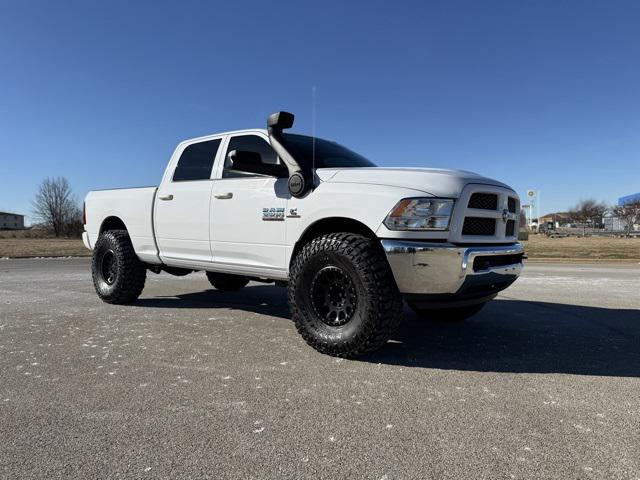 2017 RAM 3500 Tradesman Crew Cab 4x4 64 Box