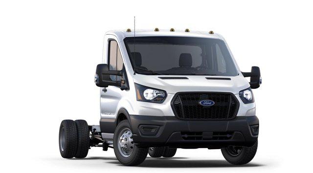 2024 Ford Transit Cutaway Base