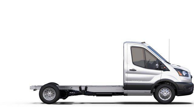2024 Ford Transit Cutaway Base