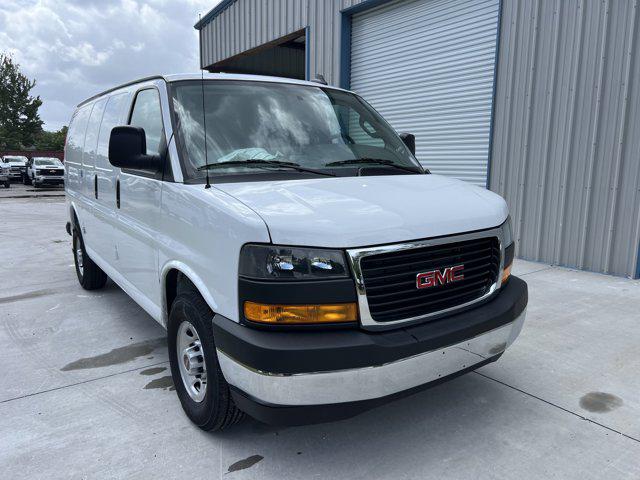 2025 GMC Savana Cargo RWD 2500 Regular Wheelbase Work Van