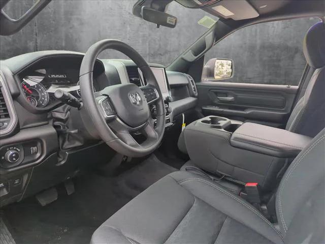 2025 RAM Ram 1500 RAM 1500 WARLOCK CREW CAB 4X4 57 BOX