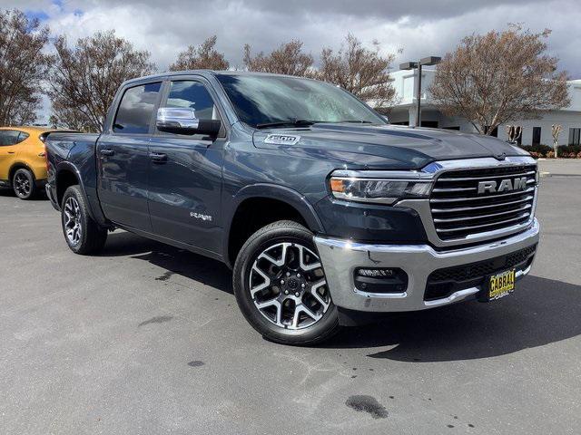 2025 RAM Ram 1500 RAM 1500 LARAMIE CREW CAB 4X4 57 BOX