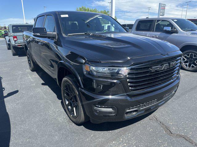 2025 RAM Ram 1500 RAM 1500 LARAMIE CREW CAB 4X4 57 BOX