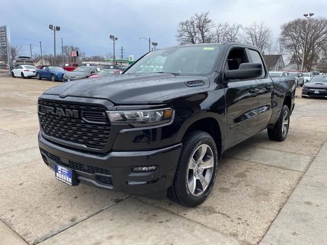 2025 RAM Ram 1500 RAM 1500 TRADESMAN QUAD CAB 4X4 64 BOX