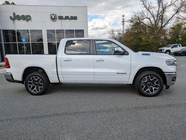 2025 RAM Ram 1500 RAM 1500 LARAMIE CREW CAB 4X4 57 BOX