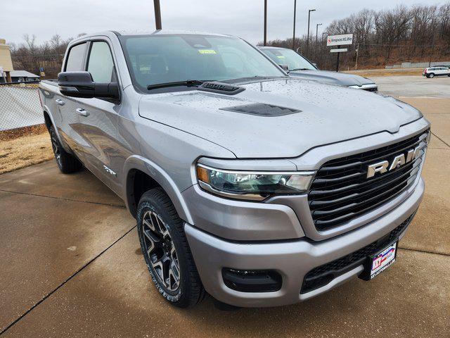 2025 RAM Ram 1500 RAM 1500 LARAMIE CREW CAB 4X4 57 BOX