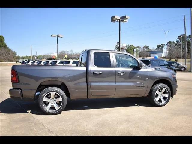 2025 RAM Ram 1500 RAM 1500 TRADESMAN QUAD CAB 4X2 64 BOX