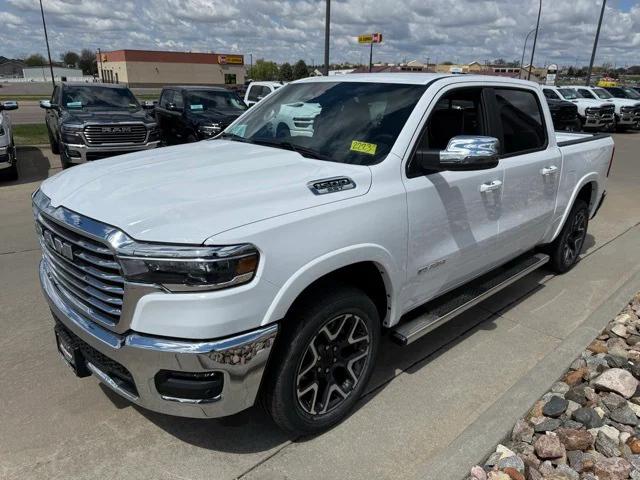 2025 RAM Ram 1500 RAM 1500 LARAMIE CREW CAB 4X4 57 BOX