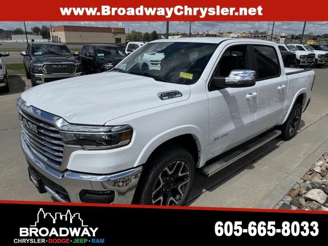 2025 RAM Ram 1500 RAM 1500 LARAMIE CREW CAB 4X4 57 BOX