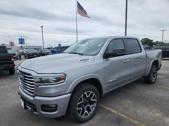 2025 RAM Ram 1500 RAM 1500 LARAMIE CREW CAB 4X4 57 BOX