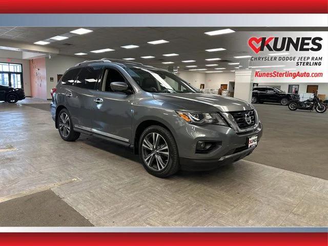 2017 Nissan Pathfinder Platinum