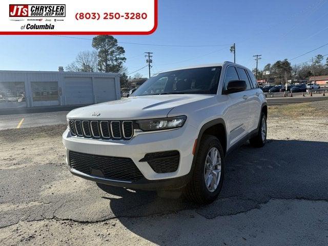 2025 Jeep Grand Cherokee GRAND CHEROKEE LAREDO X 4X4