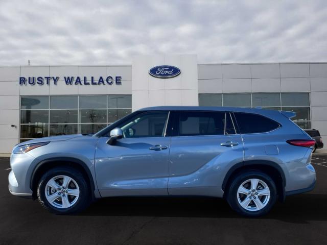 2020 Toyota Highlander LE for sale in Dandridge, TN