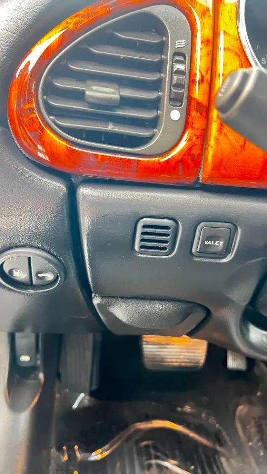 2005 Jaguar XK8 Standard