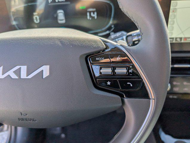 2025 Kia Niro EX
