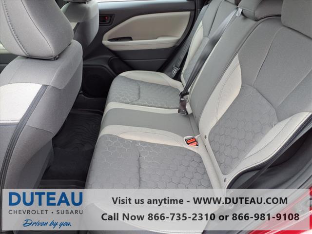 2025 Subaru Forester Base