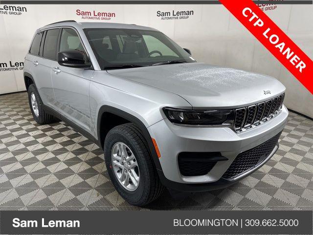 2025 Jeep Grand Cherokee GRAND CHEROKEE LAREDO 4X4
