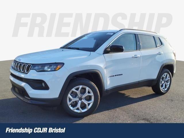 2025 Jeep Compass COMPASS LATITUDE 4X4