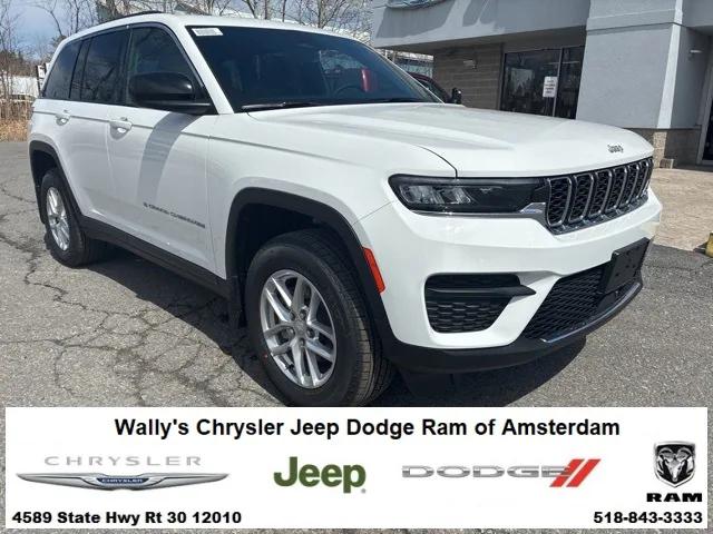2025 Jeep Grand Cherokee GRAND CHEROKEE LAREDO X 4X4