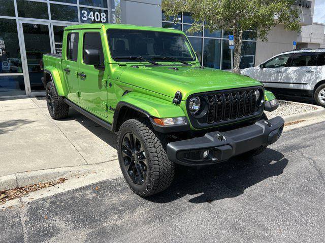 2025 Jeep Gladiator GLADIATOR NIGHTHAWK 4X4