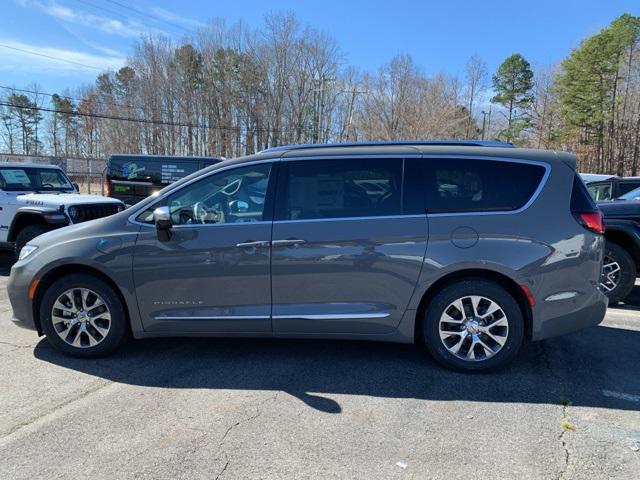 2025 Chrysler Pacifica Hybrid PACIFICA PLUG-IN HYBRID PINNACLE