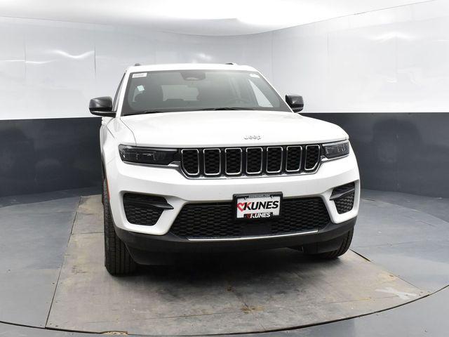 2025 Jeep Grand Cherokee GRAND CHEROKEE LAREDO 4X4