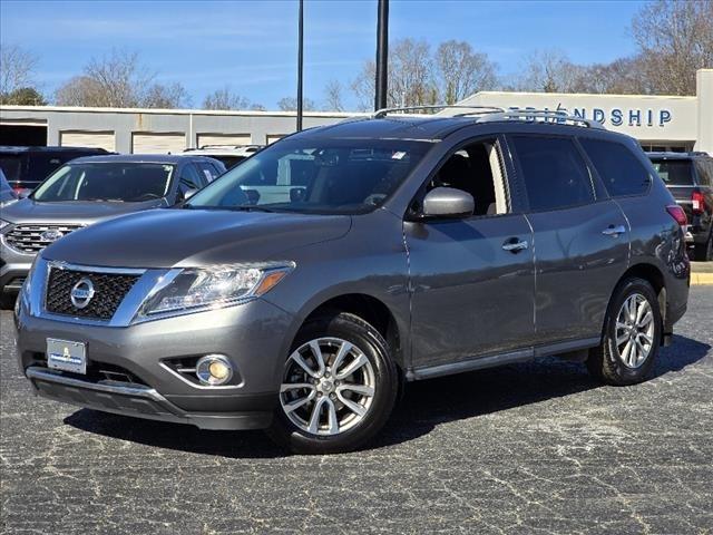 2015 Nissan Pathfinder SV