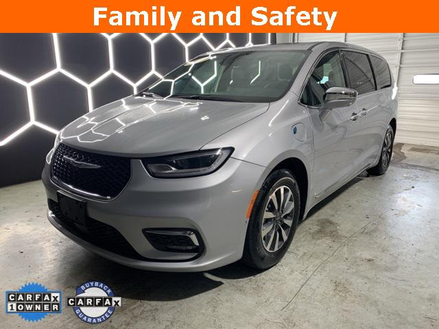 2022 Chrysler Pacifica Hybrid Limited