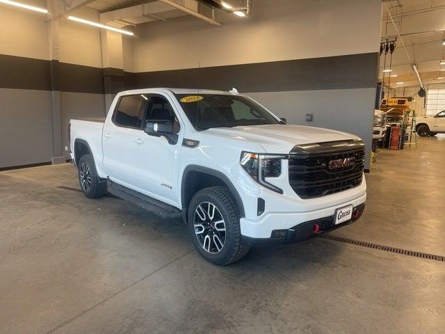 2023 GMC Sierra 1500 4WD Crew Cab Short Box AT4