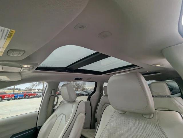 2021 Chrysler Pacifica Limited AWD