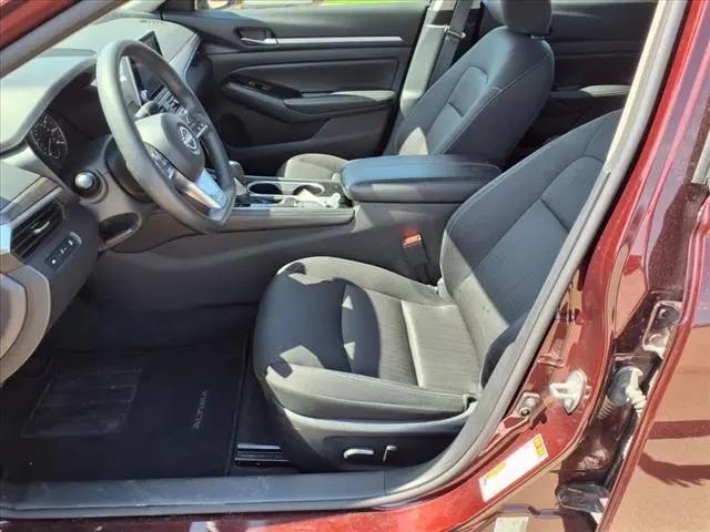 2023 Nissan Altima SV FWD