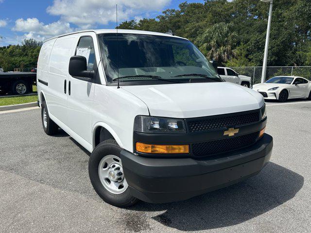 2025 Chevrolet Express Cargo Van RWD 2500 Regular Wheelbase WT