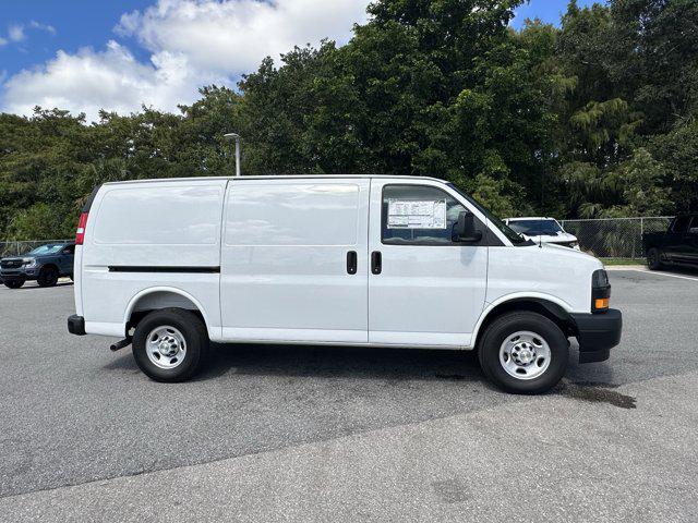 2025 Chevrolet Express Cargo Van RWD 2500 Regular Wheelbase WT