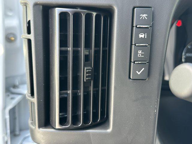 2025 Chevrolet Express Cargo Van RWD 2500 Regular Wheelbase WT
