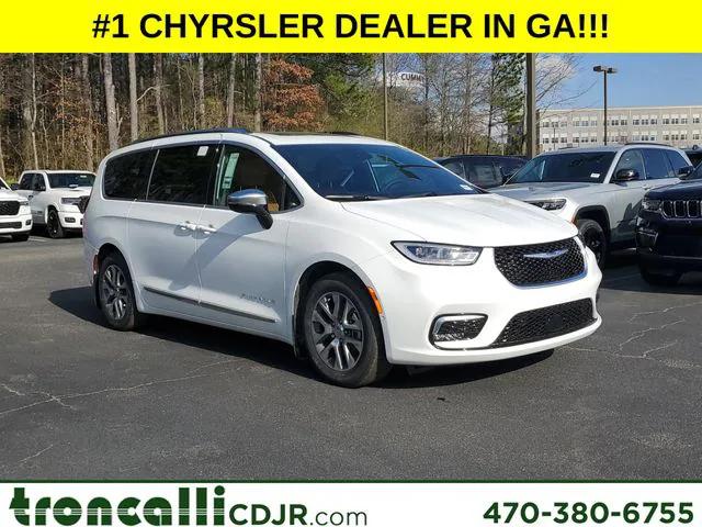 2025 Chrysler Pacifica Hybrid PACIFICA PLUG-IN HYBRID PINNACLE