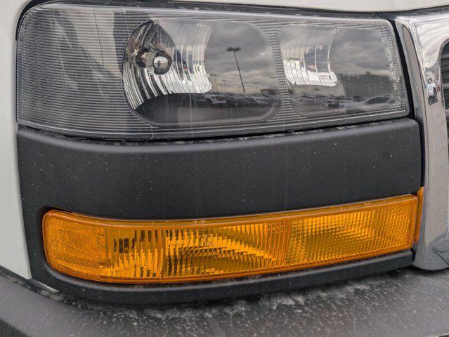 2025 GMC Savana Cargo RWD 2500 Regular Wheelbase Work Van