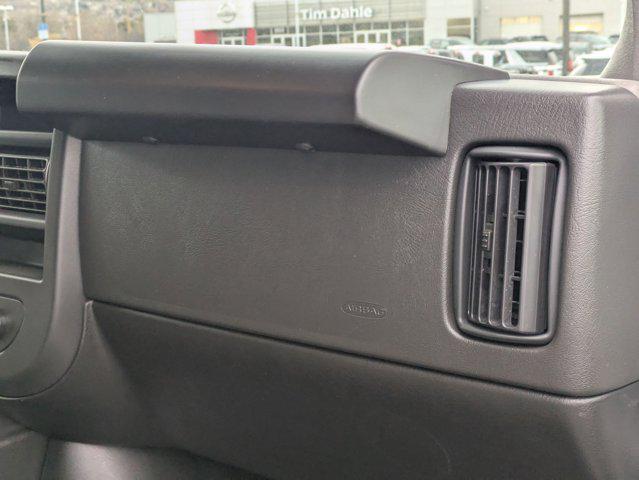 2025 GMC Savana Cargo RWD 2500 Regular Wheelbase Work Van