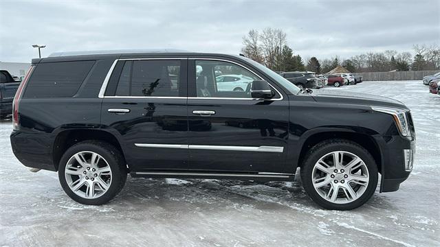 Used 2019 Cadillac Escalade For Sale in Waterford Twp, MI