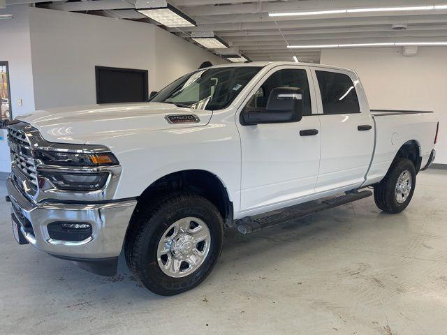 2025 RAM Ram 2500 RAM 2500 TRADESMAN CREW CAB 4X4 64 BOX